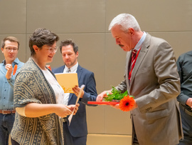 Auszeichnung: Verleihung der Otto-Jochum Medaille sowie der Staatlichen Anerkennung als Chorleiter*in im Laienmusizieren (Foto: Peter Mößmer)