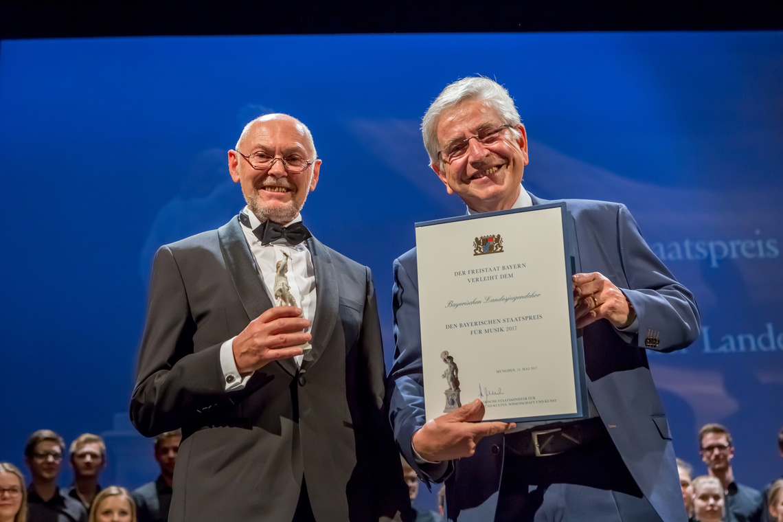 Prof. Gerd Guglhör, Leiter Bayerischer Landesjugendchor und Dr. Thomas Goppel, Präsident Bayerischer Musikrat